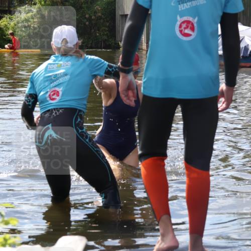 31.08.2025 - Elbe Triathlon Hamburg Luisa Fischer http://msf.ph/oto/8680599 31.08.2025 14:49:04 Schwimmen  meine-sportfotos.de