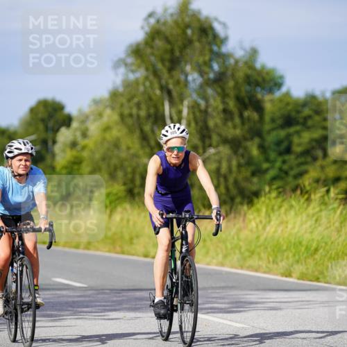 31.08.2025 - Elbe Triathlon Hamburg Michael Burmester http://msf.ph/oto/8680617 31.08.2025 10:44:34 Radfahren 782, 905, 951, 1307 meine-sportfotos.de