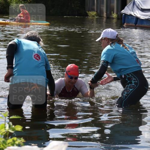 31.08.2025 - Elbe Triathlon Hamburg Luisa Fischer http://msf.ph/oto/8680643 31.08.2025 14:53:22 Schwimmen  meine-sportfotos.de