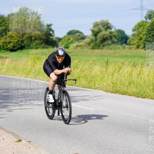 31.08.2025 - Elbe Triathlon Hamburg Michael Burmester http://msf.ph/oto/8680647 31.08.2025 10:44:49 Radfahren 1164, 1252, 1292 meine-sportfotos.de