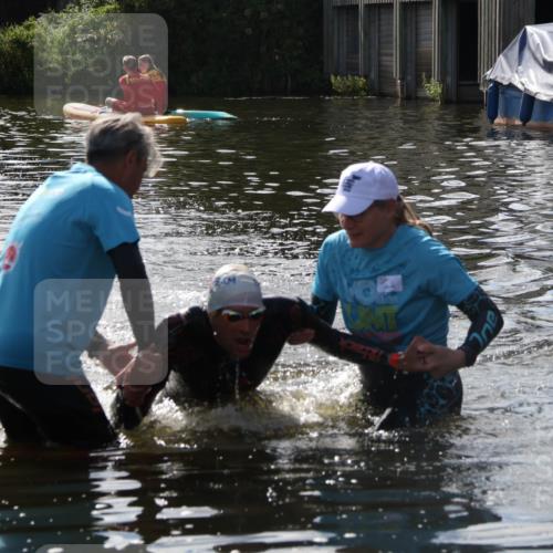 31.08.2025 - Elbe Triathlon Hamburg Luisa Fischer http://msf.ph/oto/8680683 31.08.2025 15:00:05 Schwimmen  meine-sportfotos.de