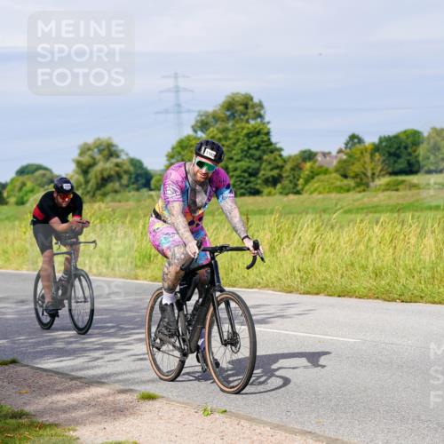 31.08.2025 - Elbe Triathlon Hamburg Michael Burmester http://msf.ph/oto/8680684 31.08.2025 10:44:59 Radfahren 1140, 1209, 1292 meine-sportfotos.de