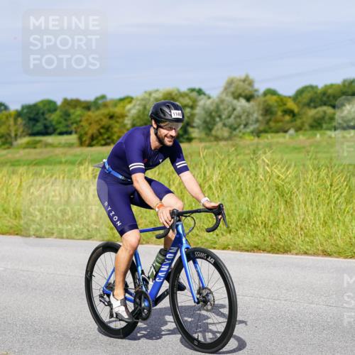 31.08.2025 - Elbe Triathlon Hamburg Michael Burmester http://msf.ph/oto/8680697 31.08.2025 10:45:01 Radfahren 1140, 1209 meine-sportfotos.de