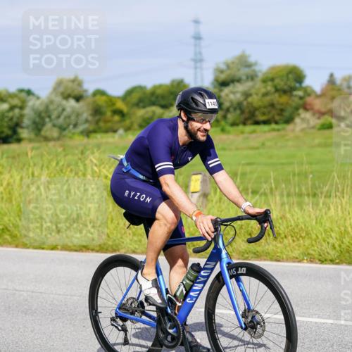 31.08.2025 - Elbe Triathlon Hamburg Michael Burmester http://msf.ph/oto/8680701 31.08.2025 10:45:01 Radfahren 1140, 1209 meine-sportfotos.de