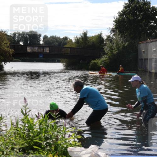 31.08.2025 - Elbe Triathlon Hamburg Luisa Fischer http://msf.ph/oto/8680715 31.08.2025 15:02:12 Schwimmen  meine-sportfotos.de