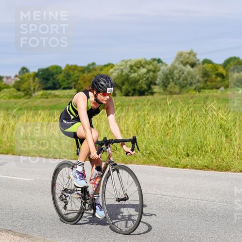 31.08.2025 - Elbe Triathlon Hamburg Michael Burmester http://msf.ph/oto/8680717 31.08.2025 10:45:23 Radfahren 401, 809, 852, 1275, 1319, 1337, 1338 meine-sportfotos.de