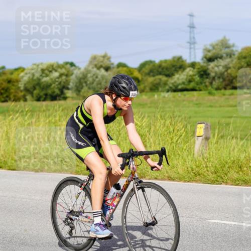 31.08.2025 - Elbe Triathlon Hamburg Michael Burmester http://msf.ph/oto/8680721 31.08.2025 10:45:24 Radfahren 401, 809, 852, 1275, 1319, 1337, 1338 meine-sportfotos.de