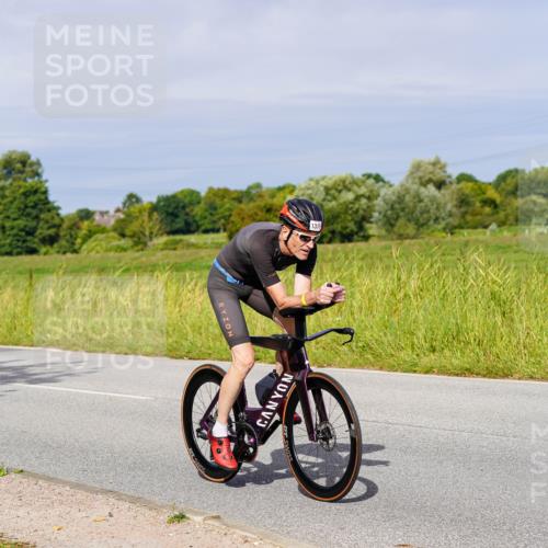 31.08.2025 - Elbe Triathlon Hamburg Michael Burmester http://msf.ph/oto/8680728 31.08.2025 10:45:27 Radfahren 809, 852, 1027, 1319, 1337, 1338 meine-sportfotos.de