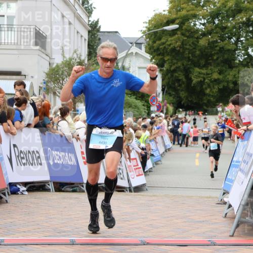31.08.2025 - 21. Blankeneser Heldenlauf Strokosch-Dieckow http://msf.ph/oto/8680740 31.08.2025 12:07:21 Ziel 4430, 4291 meine-sportfotos.de