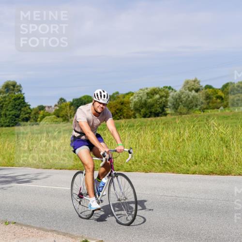 31.08.2025 - Elbe Triathlon Hamburg Michael Burmester http://msf.ph/oto/8680753 31.08.2025 10:45:32 Radfahren 852, 936, 1027 meine-sportfotos.de