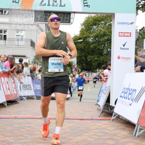 31.08.2025 - 21. Blankeneser Heldenlauf Strokosch-Dieckow http://msf.ph/oto/8680774 31.08.2025 12:07:17 Ziel 4430, 4291 meine-sportfotos.de