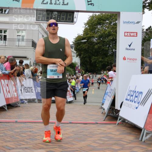 31.08.2025 - 21. Blankeneser Heldenlauf Strokosch-Dieckow http://msf.ph/oto/8680795 31.08.2025 12:07:17 Ziel 4430, 4291 meine-sportfotos.de