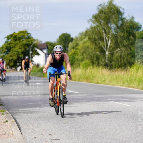 31.08.2025 - Elbe Triathlon Hamburg Michael Burmester http://msf.ph/oto/8680815 31.08.2025 10:52:51 Radfahren 758, 1207, 1243, 1258, 1295 meine-sportfotos.de