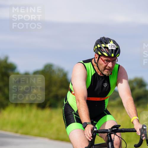 31.08.2025 - Elbe Triathlon Hamburg Michael Burmester http://msf.ph/oto/8680843 31.08.2025 10:52:58 Radfahren 758, 841, 1192, 1207, 1258, 1295, 1309, 1389 meine-sportfotos.de