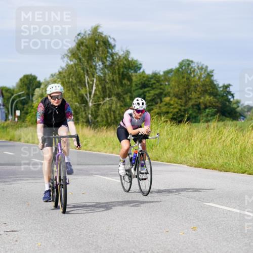 31.08.2025 - Elbe Triathlon Hamburg Michael Burmester http://msf.ph/oto/8680845 31.08.2025 10:52:59 Radfahren 758, 841, 1192, 1258, 1295, 1309, 1389 meine-sportfotos.de