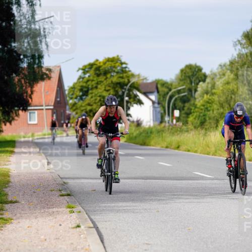 31.08.2025 - Elbe Triathlon Hamburg Michael Burmester http://msf.ph/oto/8680868 31.08.2025 10:53:16 Radfahren 1378, 1413, 1449 meine-sportfotos.de