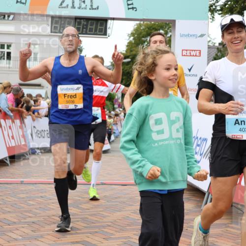 31.08.2025 - 21. Blankeneser Heldenlauf Strokosch-Dieckow http://msf.ph/oto/8680906 31.08.2025 12:07:09 Ziel 5036, 5524, 4001, 4035 meine-sportfotos.de