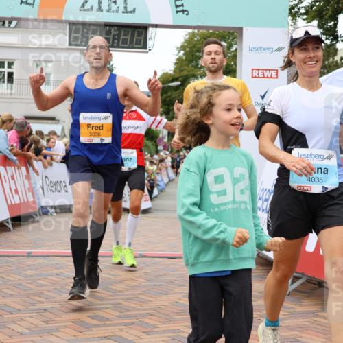31.08.2025 - 21. Blankeneser Heldenlauf Strokosch-Dieckow http://msf.ph/oto/8680917 31.08.2025 12:07:09 Ziel 5036, 5524, 4001, 4035 meine-sportfotos.de