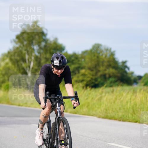 31.08.2025 - Elbe Triathlon Hamburg Michael Burmester http://msf.ph/oto/8680932 31.08.2025 10:53:36 Radfahren 1040, 1381, 1386, 1429 meine-sportfotos.de
