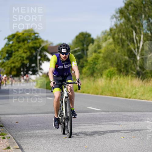 31.08.2025 - Elbe Triathlon Hamburg Michael Burmester http://msf.ph/oto/8680949 31.08.2025 10:53:49 Radfahren 1025, 1286 meine-sportfotos.de