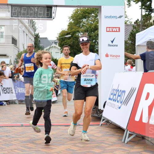 31.08.2025 - 21. Blankeneser Heldenlauf Strokosch-Dieckow http://msf.ph/oto/8680953 31.08.2025 12:07:08 Ziel 5036, 5524, 4001, 4035, 4362 meine-sportfotos.de