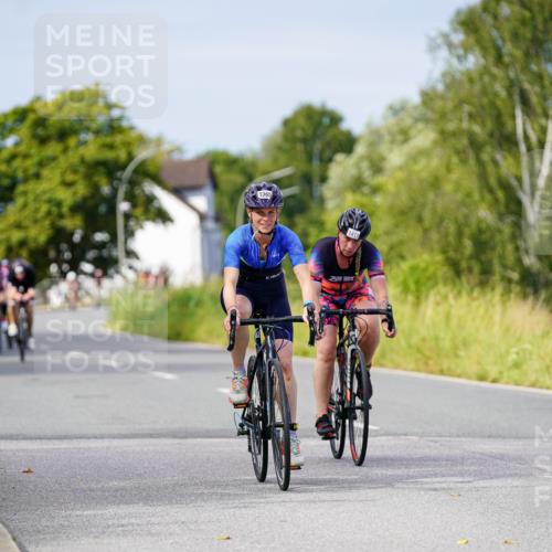 31.08.2025 - Elbe Triathlon Hamburg Michael Burmester http://msf.ph/oto/8680958 31.08.2025 10:53:56 Radfahren 1278, 1335, 1365, 1411, 1428 meine-sportfotos.de