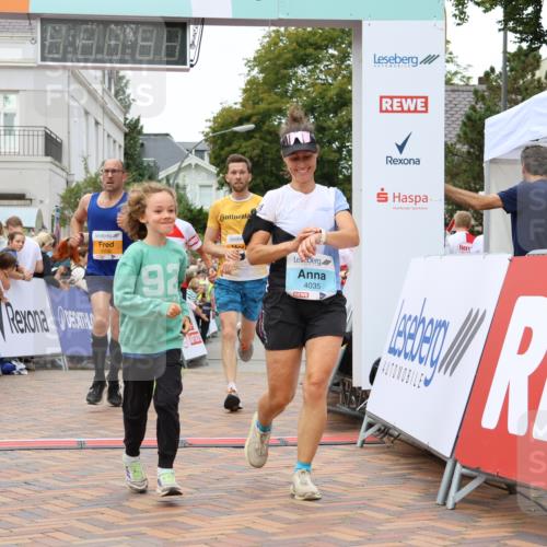 31.08.2025 - 21. Blankeneser Heldenlauf Strokosch-Dieckow http://msf.ph/oto/8680962 31.08.2025 12:07:08 Ziel 5036, 5524, 4001, 4035, 4362 meine-sportfotos.de