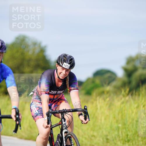 31.08.2025 - Elbe Triathlon Hamburg Michael Burmester http://msf.ph/oto/8680966 31.08.2025 10:53:57 Radfahren 1278, 1335, 1365, 1367, 1411, 1428 meine-sportfotos.de