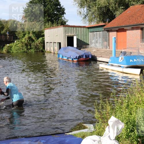 31.08.2025 - Elbe Triathlon Hamburg Luisa Fischer http://msf.ph/oto/8680989 31.08.2025 09:28:11 Schwimmen 673 meine-sportfotos.de