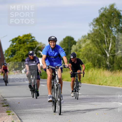 31.08.2025 - Elbe Triathlon Hamburg Michael Burmester http://msf.ph/oto/8680991 31.08.2025 10:54:04 Radfahren 1114, 1278, 1291, 1335, 1341, 1367, 1428, 1454 meine-sportfotos.de