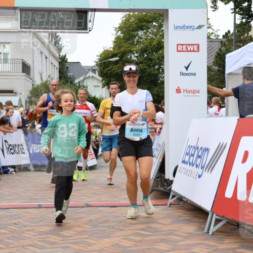 31.08.2025 - 21. Blankeneser Heldenlauf Strokosch-Dieckow http://msf.ph/oto/8680993 31.08.2025 12:07:07 Ziel 5036, 5524, 4001, 4035, 4362 meine-sportfotos.de