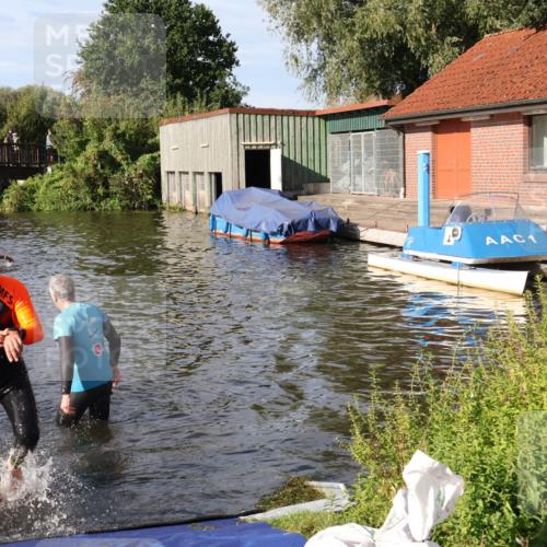 31.08.2025 - Elbe Triathlon Hamburg Luisa Fischer http://msf.ph/oto/8681001 31.08.2025 09:28:13 Schwimmen 673, 788, 815 meine-sportfotos.de