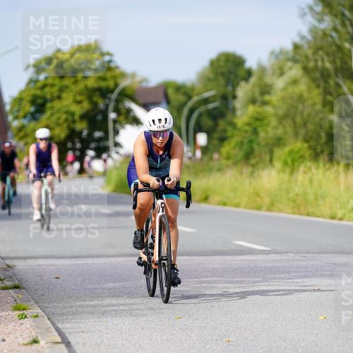 31.08.2025 - Elbe Triathlon Hamburg Michael Burmester http://msf.ph/oto/8681007 31.08.2025 10:54:13 Radfahren 923, 1416, 1422, 1454 meine-sportfotos.de