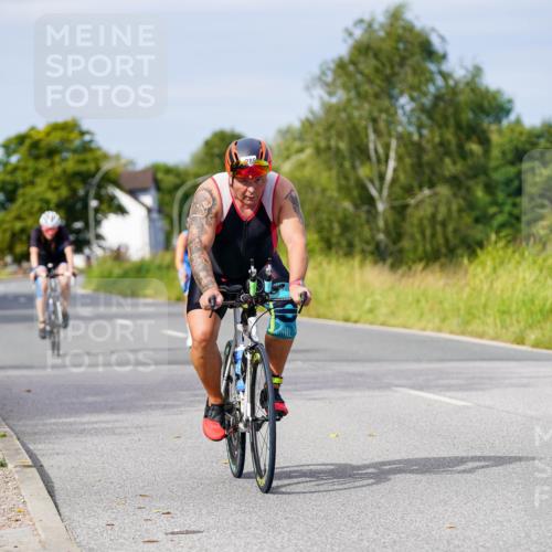 31.08.2025 - Elbe Triathlon Hamburg Michael Burmester http://msf.ph/oto/8681053 31.08.2025 10:54:31 Radfahren 988, 1285, 1433, 1436, 1442 meine-sportfotos.de