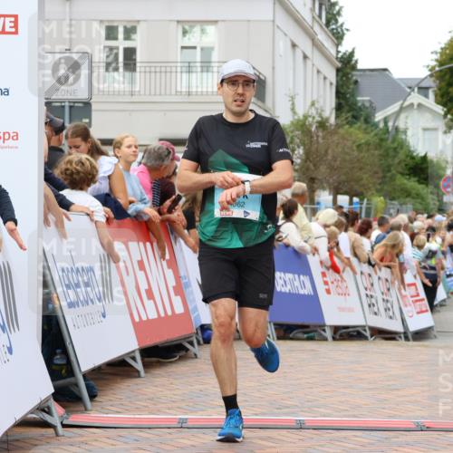 31.08.2025 - 21. Blankeneser Heldenlauf Strokosch-Dieckow http://msf.ph/oto/8681054 31.08.2025 12:07:01 Ziel 4362 meine-sportfotos.de