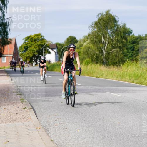 31.08.2025 - Elbe Triathlon Hamburg Michael Burmester http://msf.ph/oto/8681095 31.08.2025 10:54:44 Radfahren 1255, 1370, 1398, 1498 meine-sportfotos.de