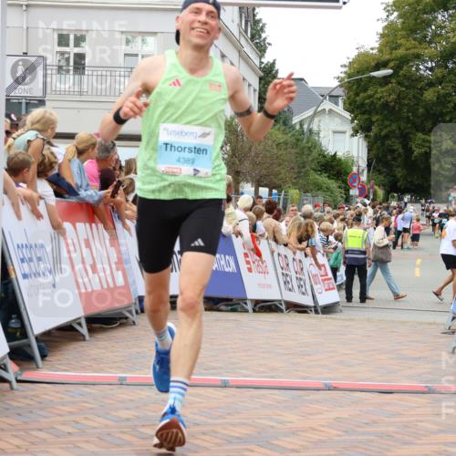 31.08.2025 - 21. Blankeneser Heldenlauf Strokosch-Dieckow http://msf.ph/oto/8681099 31.08.2025 12:06:44 Ziel 4299, 4389 meine-sportfotos.de