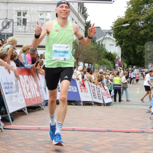 31.08.2025 - 21. Blankeneser Heldenlauf Strokosch-Dieckow http://msf.ph/oto/8681107 31.08.2025 12:06:44 Ziel 4299, 4389 meine-sportfotos.de