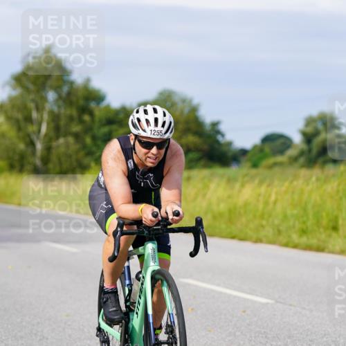 31.08.2025 - Elbe Triathlon Hamburg Michael Burmester http://msf.ph/oto/8681123 31.08.2025 10:54:49 Radfahren 1255, 1380, 1393, 1398 meine-sportfotos.de