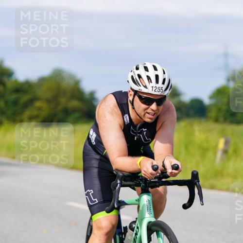 31.08.2025 - Elbe Triathlon Hamburg Michael Burmester http://msf.ph/oto/8681126 31.08.2025 10:54:50 Radfahren 1255, 1380, 1382, 1393, 1398 meine-sportfotos.de