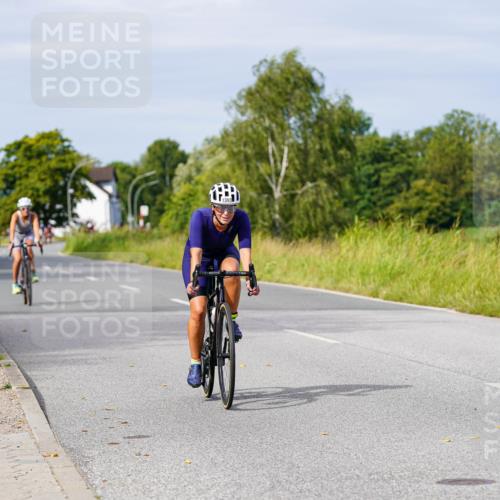 31.08.2025 - Elbe Triathlon Hamburg Michael Burmester http://msf.ph/oto/8681131 31.08.2025 10:54:52 Radfahren 1255, 1380, 1382, 1393 meine-sportfotos.de