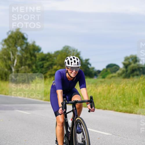 31.08.2025 - Elbe Triathlon Hamburg Michael Burmester http://msf.ph/oto/8681134 31.08.2025 10:54:52 Radfahren 1255, 1380, 1382, 1393 meine-sportfotos.de