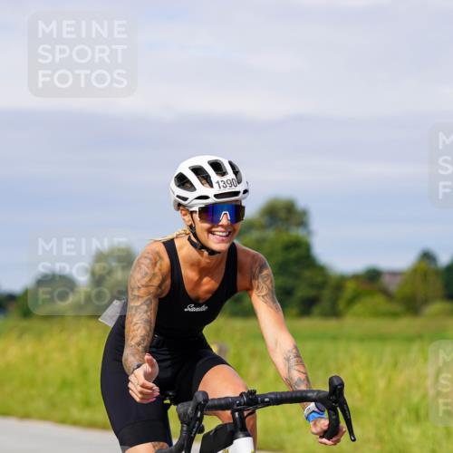 31.08.2025 - Elbe Triathlon Hamburg Michael Burmester http://msf.ph/oto/8681175 31.08.2025 10:55:04 Radfahren 1201, 1390, 1395, 1421, 1484 meine-sportfotos.de