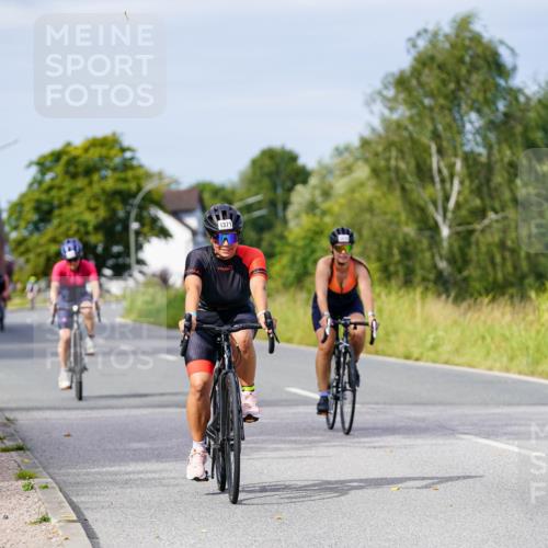 31.08.2025 - Elbe Triathlon Hamburg Michael Burmester http://msf.ph/oto/8681199 31.08.2025 10:55:15 Radfahren 1371, 1410, 1486 meine-sportfotos.de