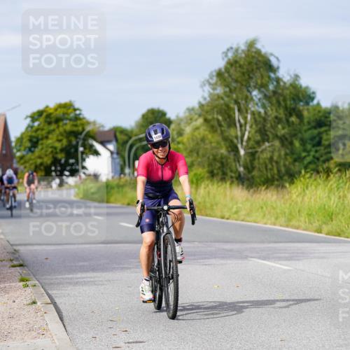 31.08.2025 - Elbe Triathlon Hamburg Michael Burmester http://msf.ph/oto/8681217 31.08.2025 10:55:18 Radfahren 1272, 1371, 1396, 1410, 1431, 1486 meine-sportfotos.de