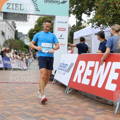 31.08.2025 - 21. Blankeneser Heldenlauf Strokosch-Dieckow http://msf.ph/oto/8681233 31.08.2025 12:06:37 Ziel 4026 meine-sportfotos.de