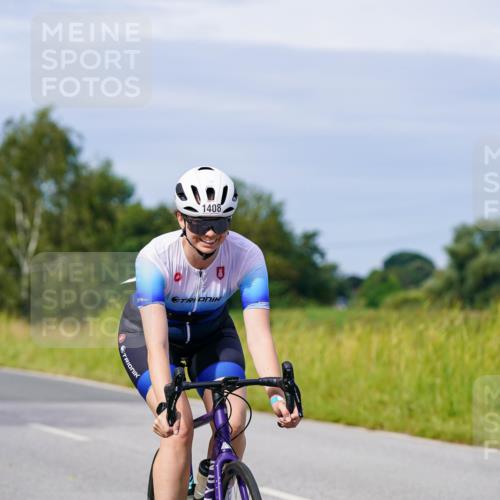 31.08.2025 - Elbe Triathlon Hamburg Michael Burmester http://msf.ph/oto/8681266 31.08.2025 10:55:31 Radfahren 1375, 1408, 1481 meine-sportfotos.de