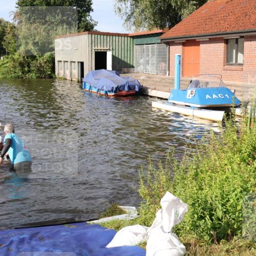 31.08.2025 - Elbe Triathlon Hamburg Luisa Fischer http://msf.ph/oto/8681288 31.08.2025 09:31:16 Schwimmen 829, 833, 837, 893, 919, 929 meine-sportfotos.de