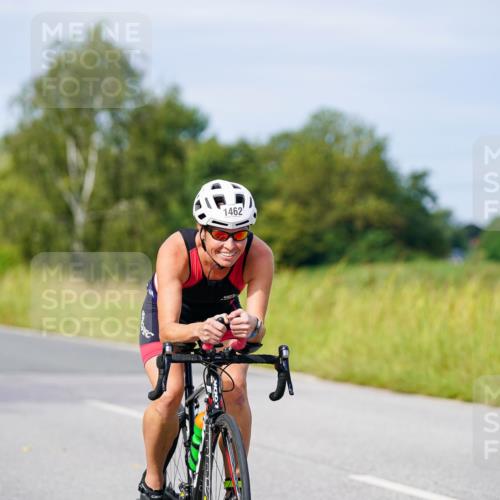 31.08.2025 - Elbe Triathlon Hamburg Michael Burmester http://msf.ph/oto/8681300 31.08.2025 10:55:46 Radfahren 1298, 1400, 1404, 1462 meine-sportfotos.de