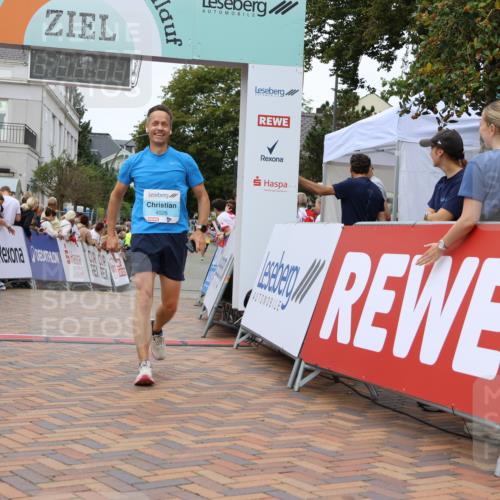 31.08.2025 - 21. Blankeneser Heldenlauf Strokosch-Dieckow http://msf.ph/oto/8681313 31.08.2025 12:06:36 Ziel 5438, 4026 meine-sportfotos.de